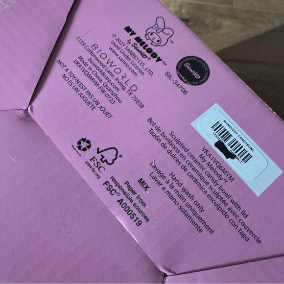 MY MELODY-NWT Pink Ceramic Bowl with Lid - Picture 12 of 13